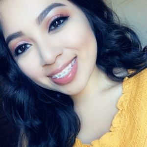 Meet your Posher, Fatima